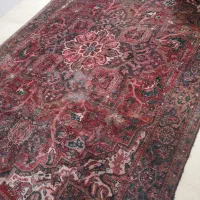 فرش دستبافت قدیمی نه متری مناسب برای باغ