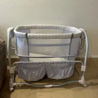 گهواره برقی نوزاد