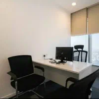 همکار خانم برا دفتر
