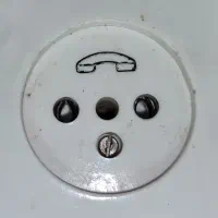 خط تلفن ثابت