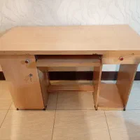 میز کامپیوتر