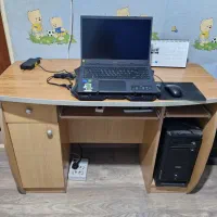 میز کامپیوتر