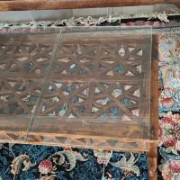 فروش یک دست تخت سنتی چوبی و یک دست سرویس خواب