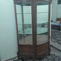 ببوفه کاملا سالم بدون هیچ گونه  شکستکی
