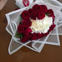 دسته گل رز طبیعی ۲۰ شاخه