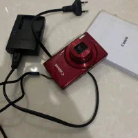 دوربین کانون بدون استفاده و خط و خش