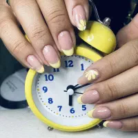 خدمات ناخن از 90 تا 390 طراحی رایگان سیدی
