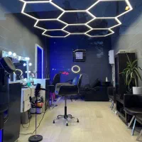 آرایشگر مردانه