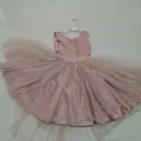 اتعداد زیادی لباس عروس دخترانه دونه ای ۲۰۰ تومن.