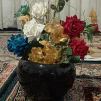 گل و گلدان