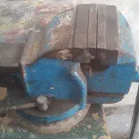 گیره رومیزی با پایه متحرک و دور گرد