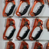ابزار صعود یومار تجهیزات راپل طناب پتزل PETZL