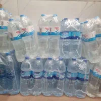 ۱۰ بکس آب معدنی بزرگ