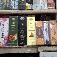 فروش عمده و تکی عود