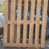 خریدوفروش پالت چوبی وپلاستیکی دراندازه های مختلف