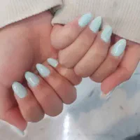 کاشت ناخن با هزینه مواد