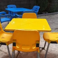 میز و صندلی