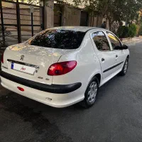 206 V8 SD بسیار کم کار به رویت صفر