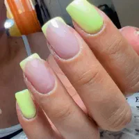 اجاره میز ناخن و صندلی مژه