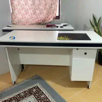 میز کار/میز تحریر/میز کامپیوتر