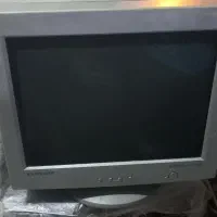 مانیتور ۱۷ اینچ صفحه تخت