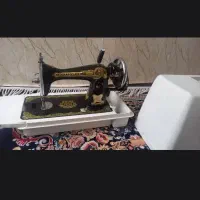چرخ خیاطی قدیمی و پدالی