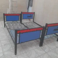 تخت خواب نوجوان ۲نفره سالم و تمیز