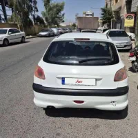 ماشین ۲۰۶