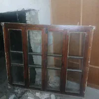 پنجره قدیمی چوب روسی