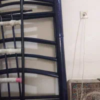 تخت دو طبقه