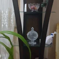 استند چوبی ایستاده