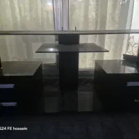 میز تلویزیون شیشه ای