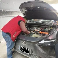 باطریساز  مکانیک خودروهای وارداتی باطری ساز سیار