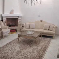 مبلمان با نهار خوری  بسیار شیک  زیبا سالم