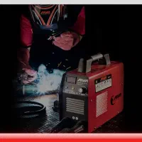 یک دست ابزار جوشکاری