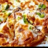 نیروی کمکی آقا در فست فود لارستان