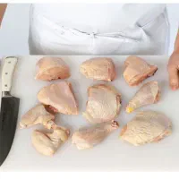 استخدام نیرو برای مرغ تیکه کردن
