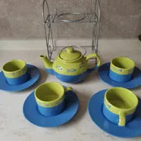 لیوان و نعلبکی