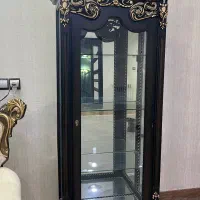 ویترین سلطنتی کلاسیک سالم وشیک