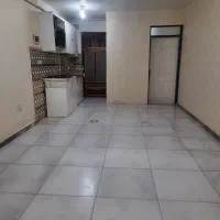 فروش طبقه همکف۷۰متری پارکینگ دار