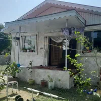 اجاره سالیانه  ویلا۱۰۰ متری دربست حیاط دار