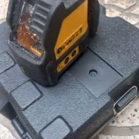 تراز لیزری دیوالت