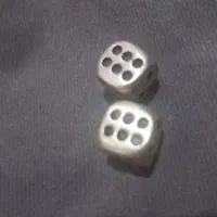 یک چفت تاس نقره
