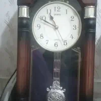 ساعت دیواری سالم و تمیز