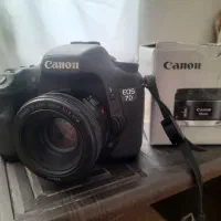 کنون 7d با لنز 50 1.8