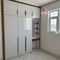 کمد لوکس همراه با میز آرایش
