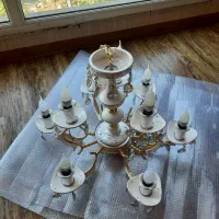 دو لوستر ۶ شاخه و یک لوستر ۹ شاخه