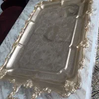 فروش سینی فلزی طلایی قدیمی پایه دار