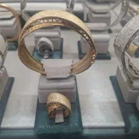مقداری طلا پیدا شده