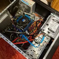 سیستم خانگی core i3 با مانیتور ۲۲ LG